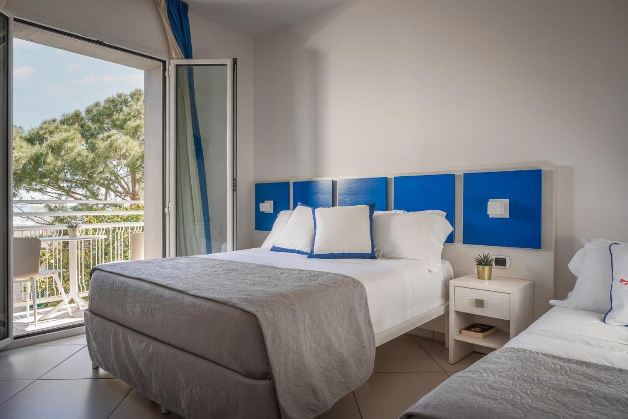 Hotel Embassy Riccione Exteriér fotografie