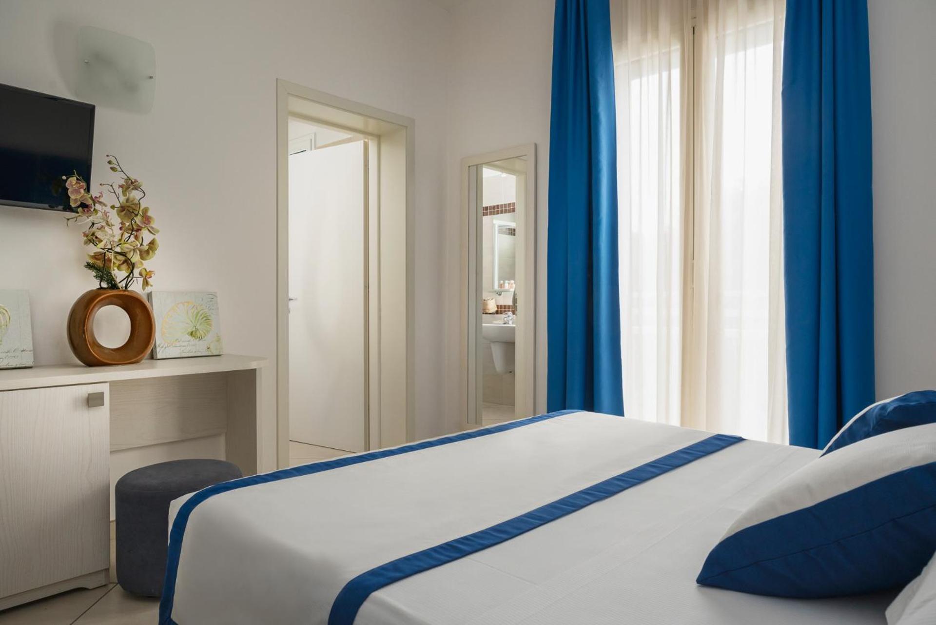 Hotel Embassy Riccione Exteriér fotografie